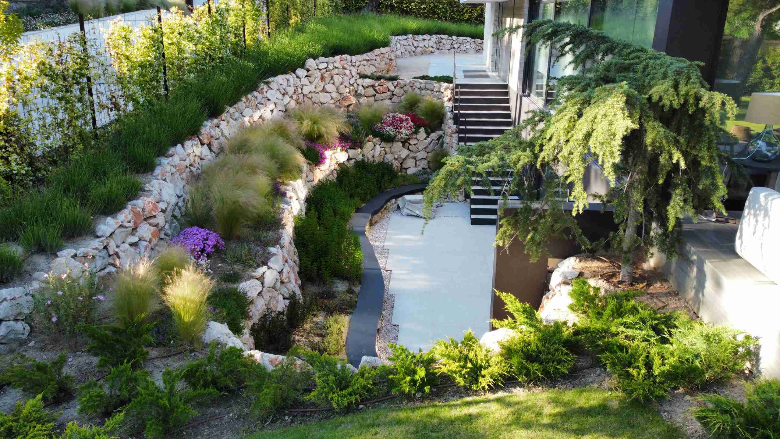 1_dji_fly_20240523_193010_204_1716576804930_photo_optimized 2024-05-24 20_00_40